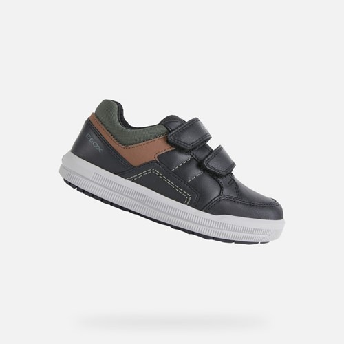 Chlapecké Tenisky Geox Arzach Černé | OEW-247385